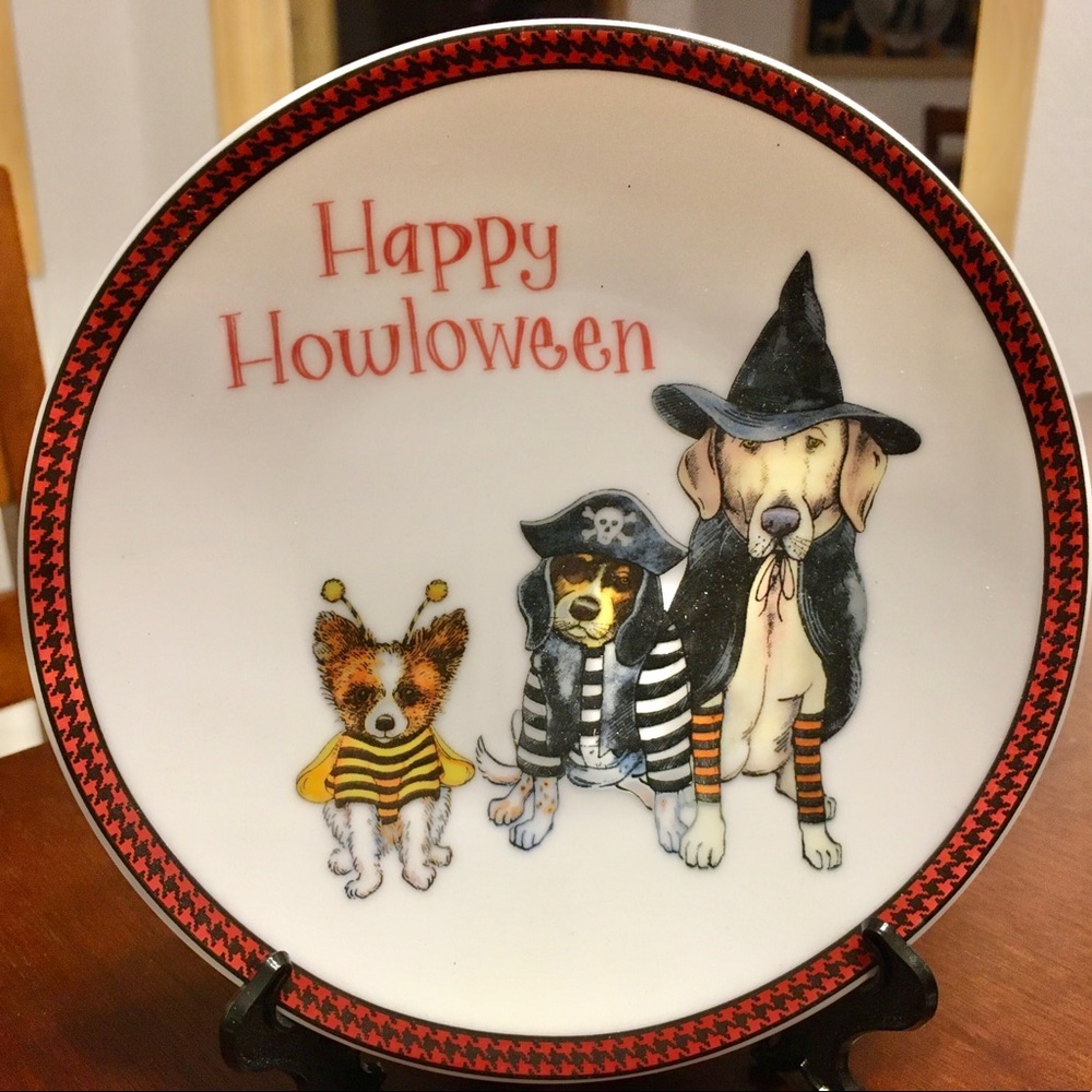 Pier 1 Howloween Pups Decorative Halloween Plates